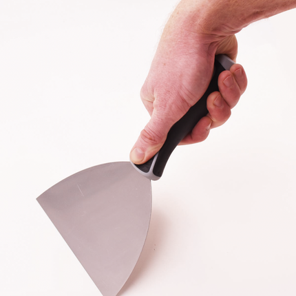 50007-Painter using 6 inch flexible joint knife 