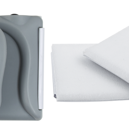 Two replacement pads included with ROLLINGDOG paint pad for water-based paints